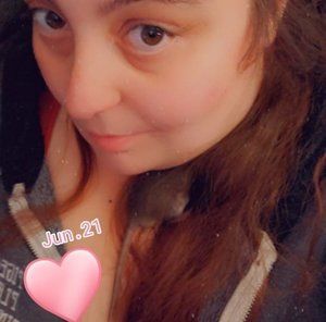 Meet your Posher, Riah